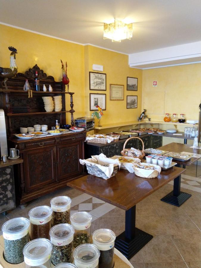 Appartamenti San Pietro - Hotel Gallo Tignale Buitenkant foto