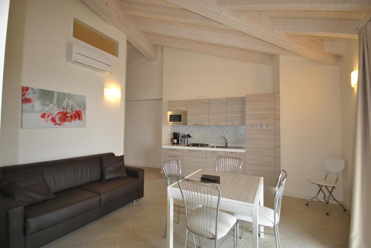Appartamenti San Pietro - Hotel Gallo Tignale Buitenkant foto