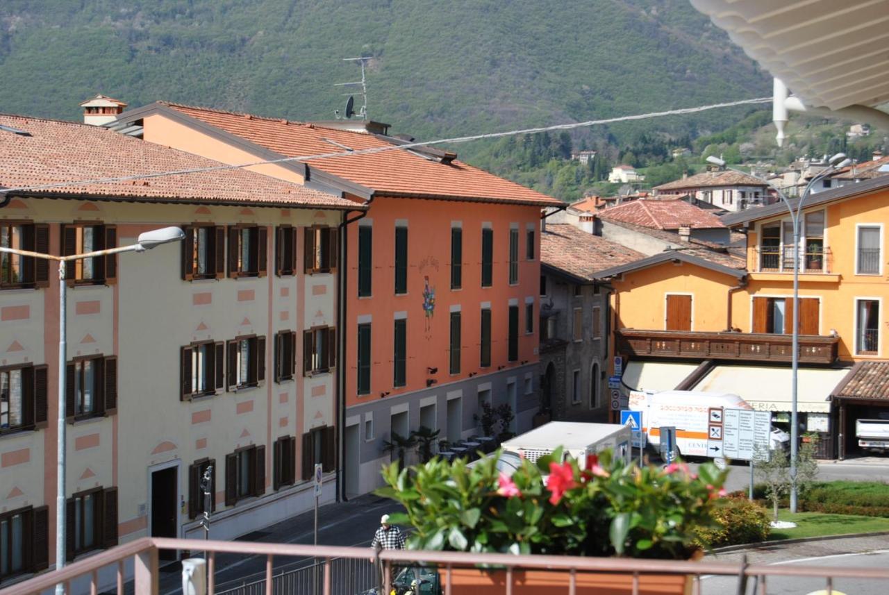 Appartamenti San Pietro - Hotel Gallo Tignale Buitenkant foto