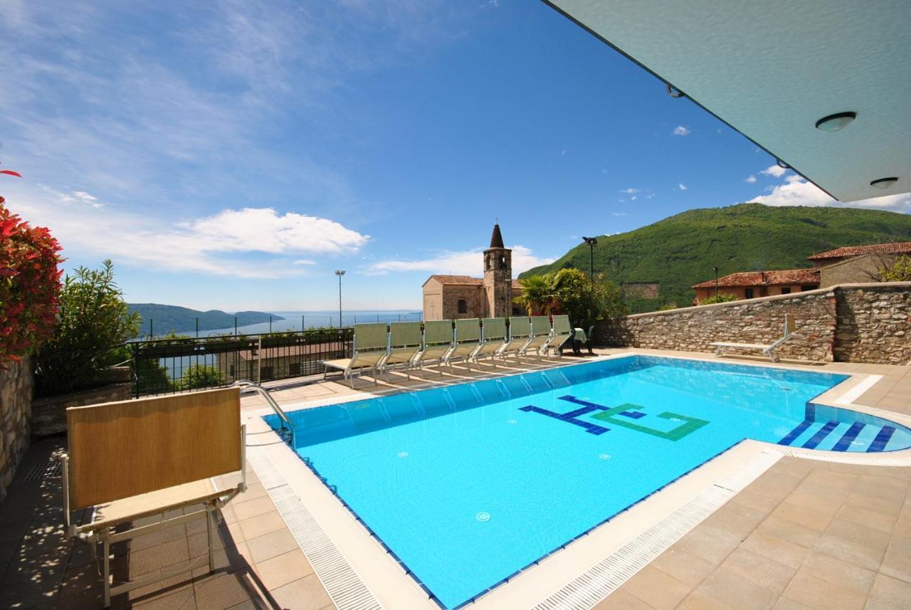 Appartamenti San Pietro - Hotel Gallo Tignale Buitenkant foto